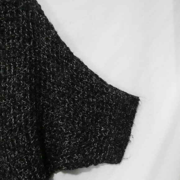 NU - NUMBERO | medium | Chic Black and White Knit Open Front Cardigan - Picture 5 of 13